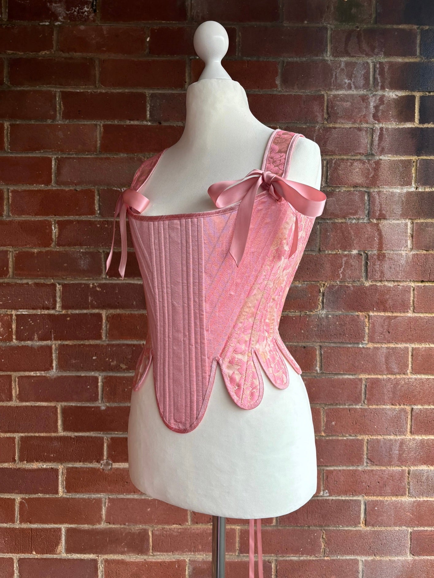 CORSET "Modesty" Pink Brocade