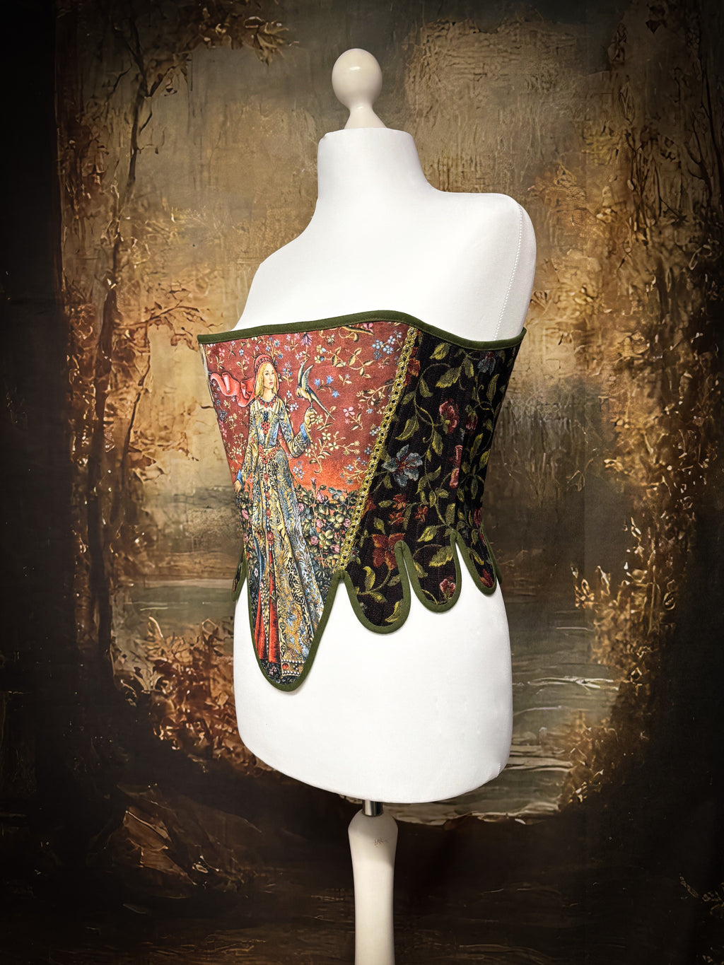 CORSET Damsel in Dis dress