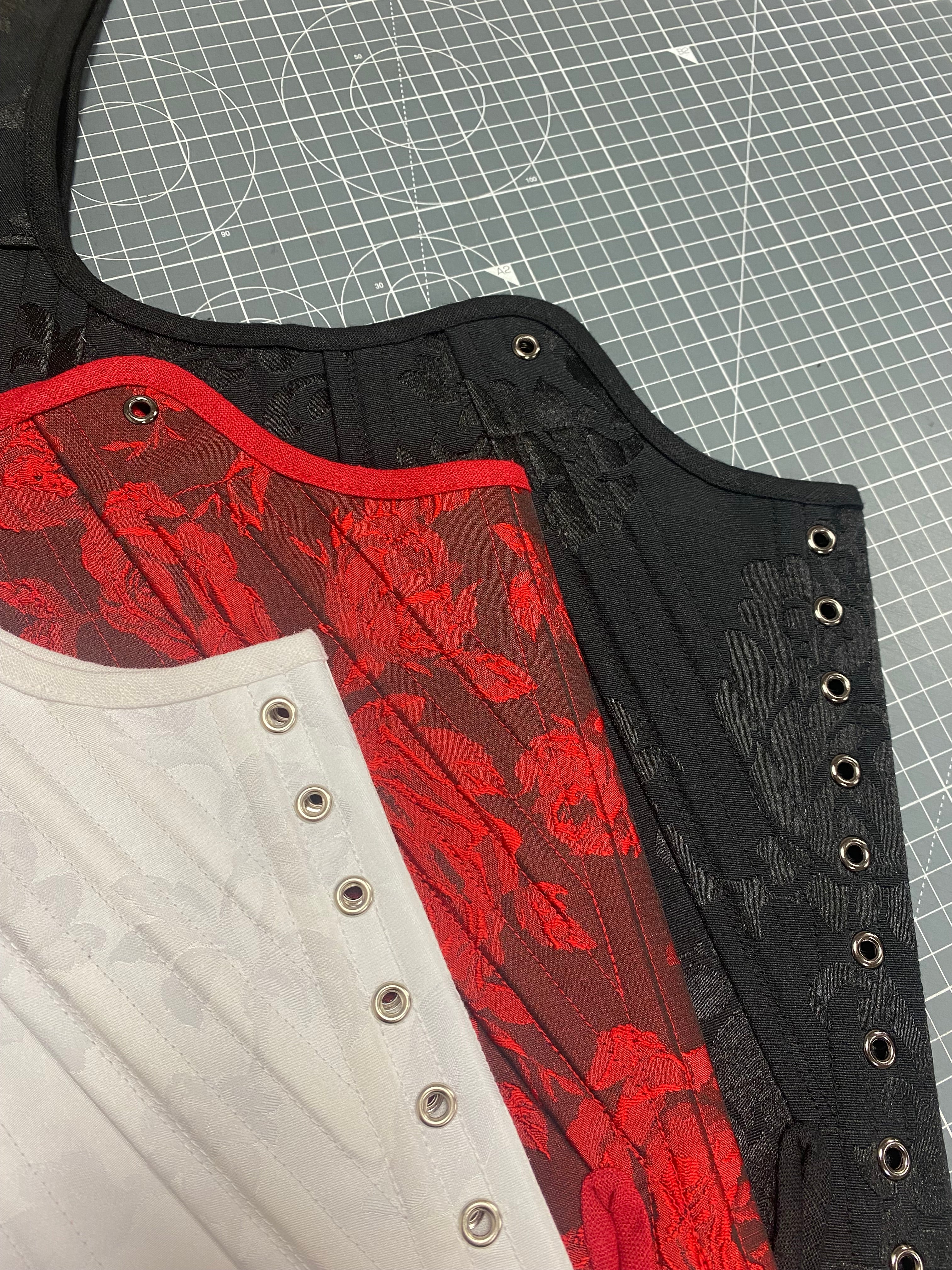"Antoinette" red brocade- Size A-B